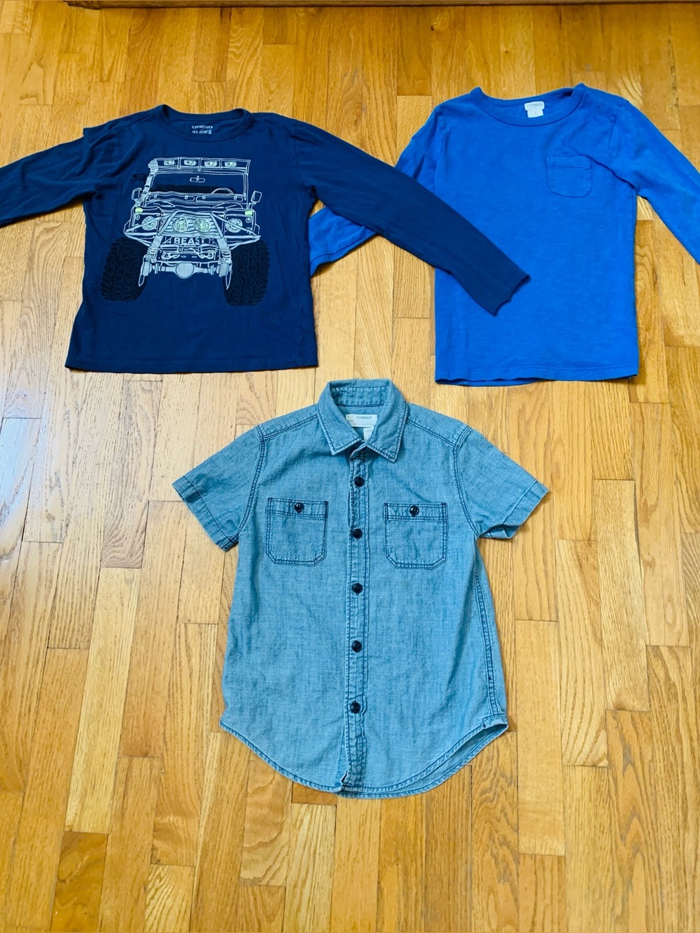 Crewcuts Boys Size 8 Shirt Bundle : Glow in Dark & Blue Tee, & Chambray EUC